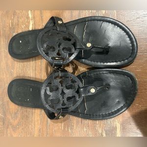 Tory Burch Millers Size 11